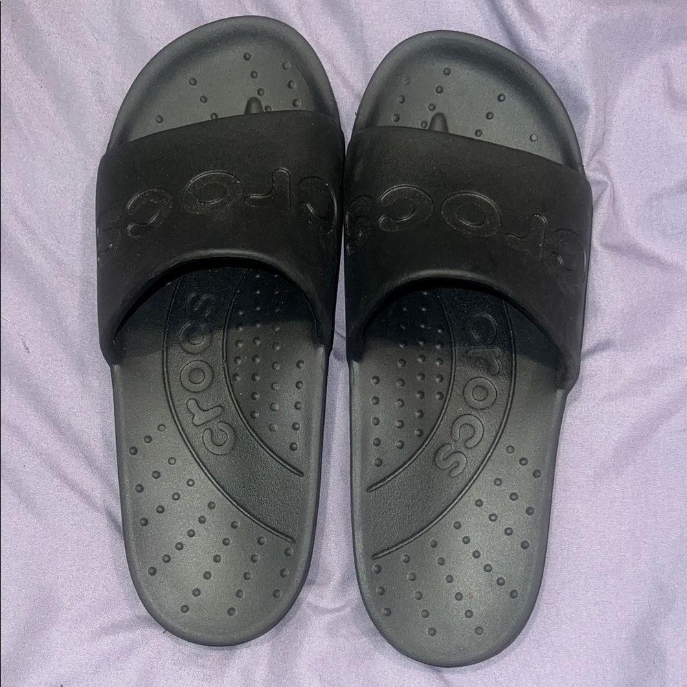 Crocs slides m6 w8